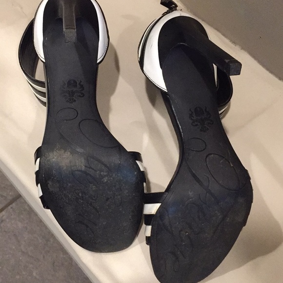 Shoes - Picture 5 of 5